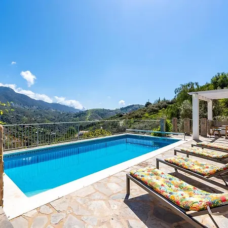 Elfos Villa
