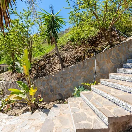 Elfos Villa