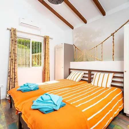 Elfos Villa *