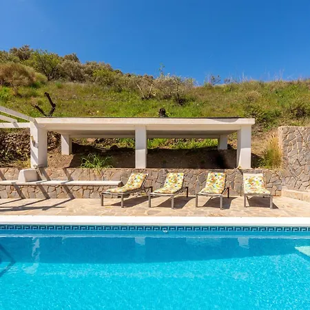 Elfos Villa *